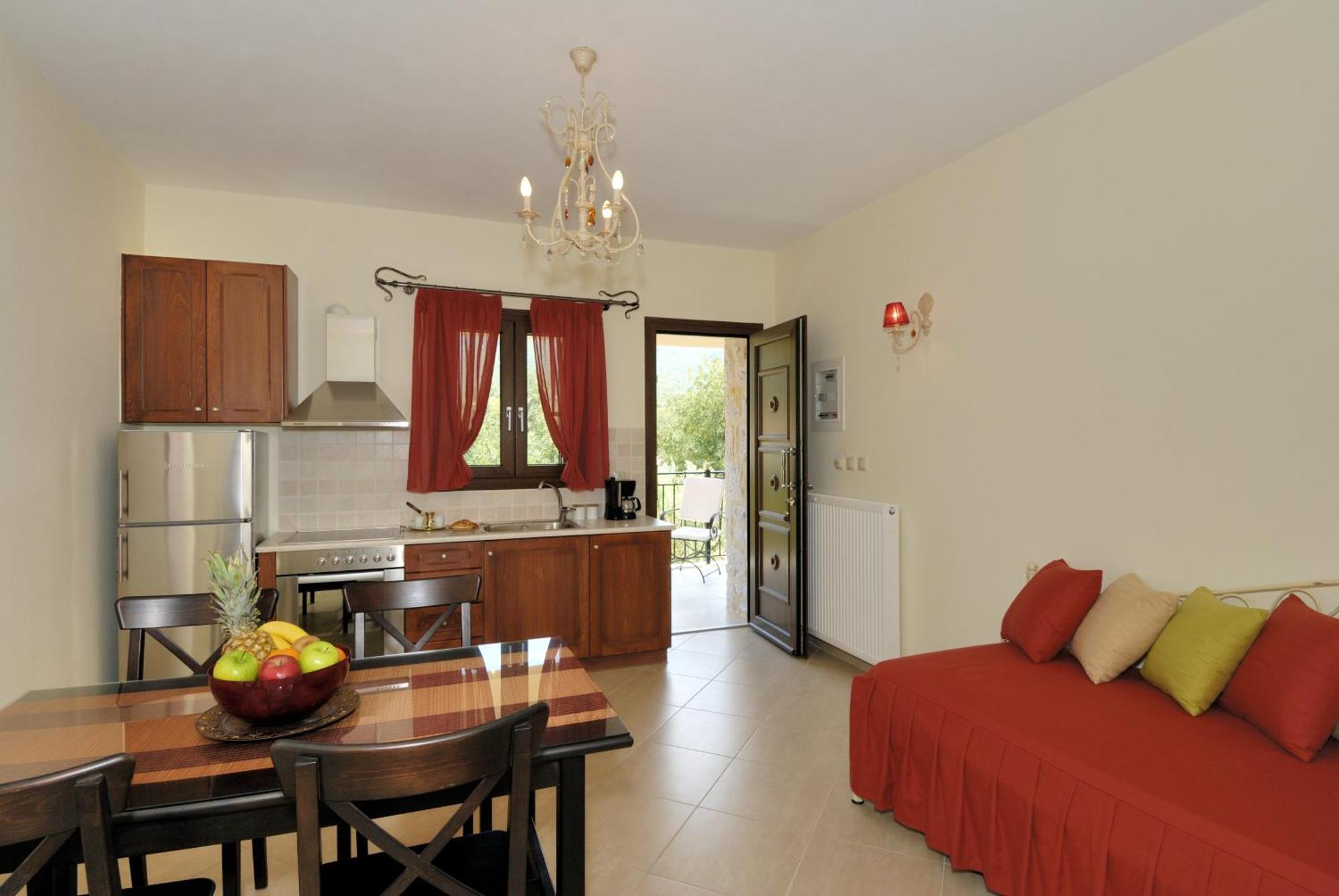 Byzantinon Hotel Leonidio Bagian luar foto